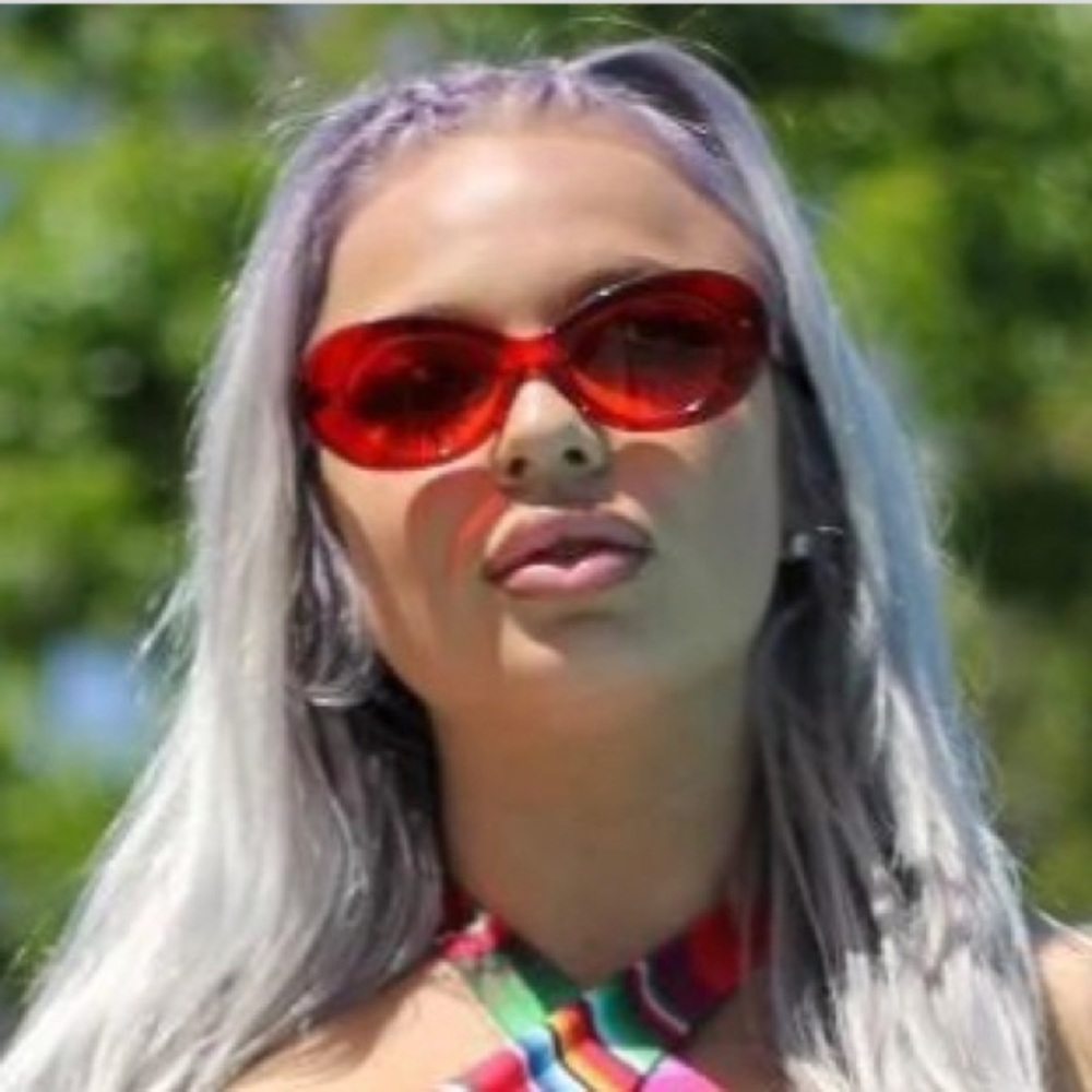 Astro Flys Retro 1960’s Jackie O style Sunglasses - Picture 5 of 8